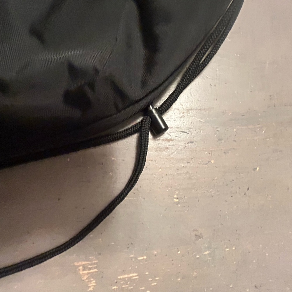 Formula 1 style backpack - Picture 3 of 8